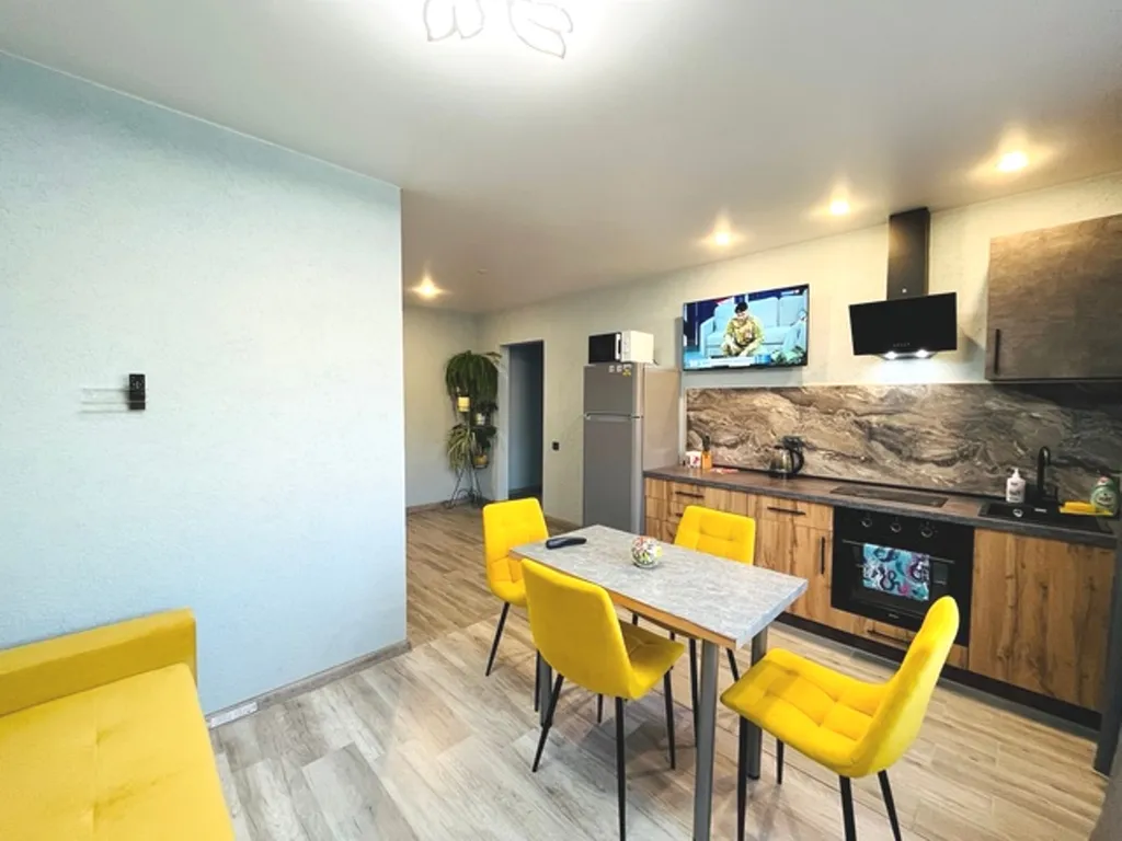 Новая 3-к квартира рядом с Алмазом