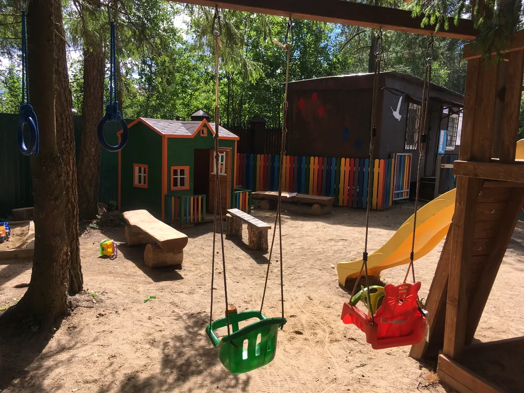 Тёплый коттедж в лесу