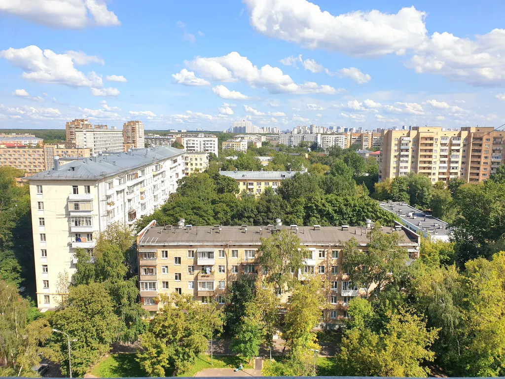 Квартира Уютная квартира рядом с метро ВДНХ в зелёном дворе с парковкой — Москва