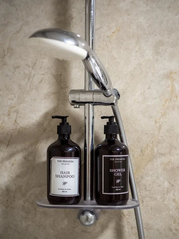 Квартира просторная с балконами, рядом с Мегой