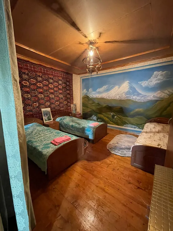 Гостевой дом (Sogr) с видом на горы