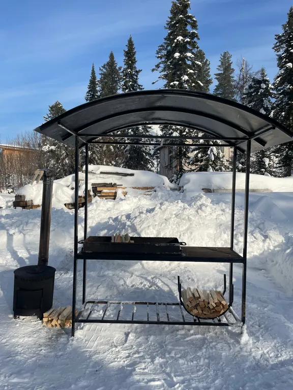 Гостевой дом Добрый Филин с большим летним бассейном и кондиционерами