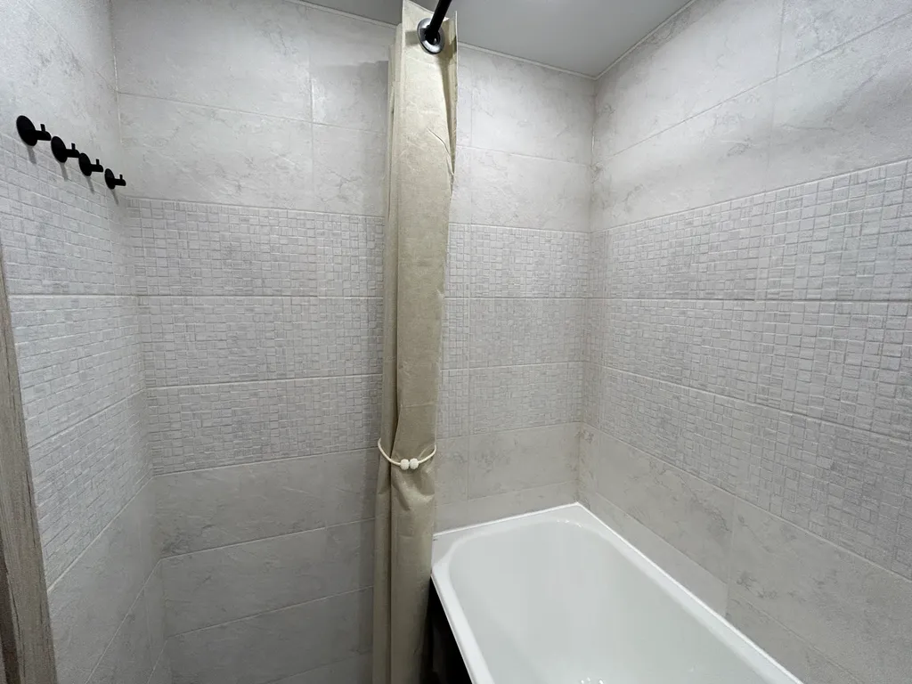 Квартира Новая уютная 4-комнатная квартира — Санкт-Петербург