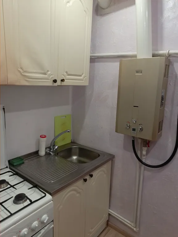 После ремонта однокомнатная квартира, всё необходимое для проживания