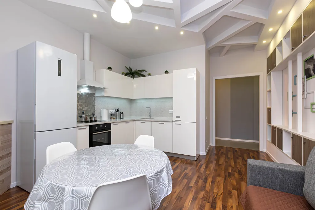 Большая семейная трёшка студия с видом на Обь и своей набережной