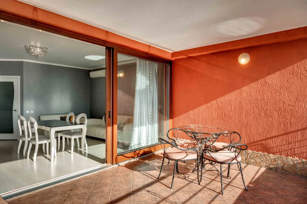 Три спальни и гостиная,вид на море