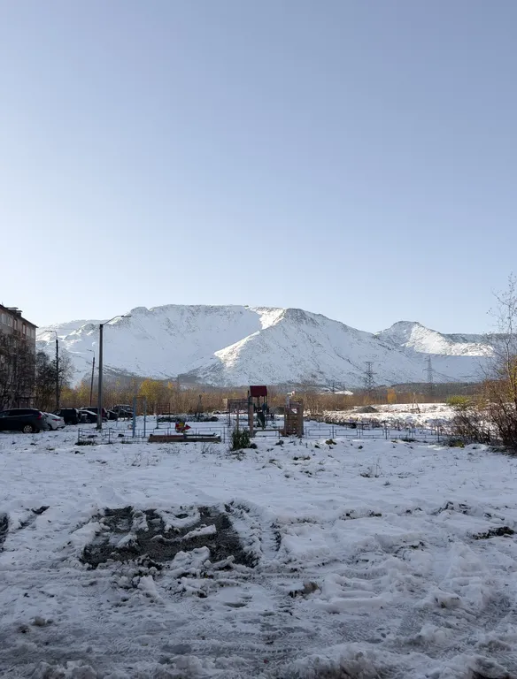 Квартира Квартира на первом этаже с видом на горы — Кировск