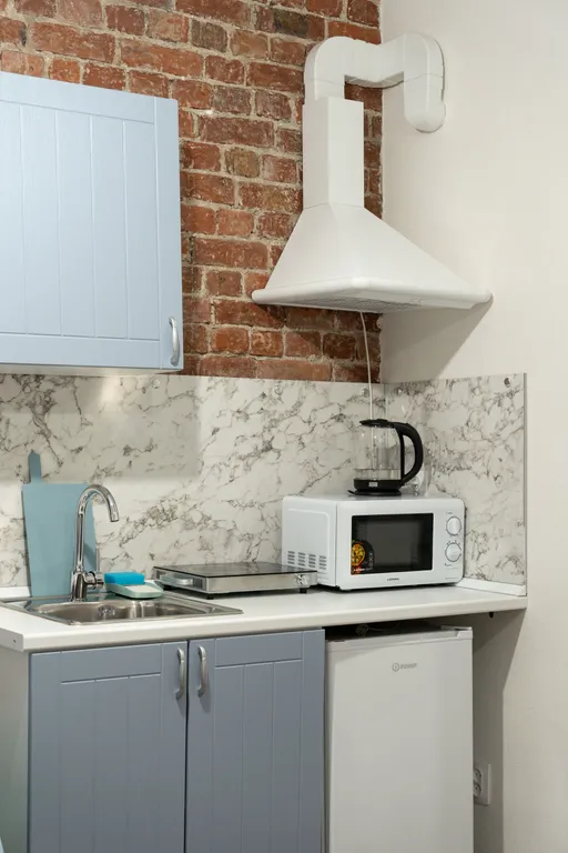 Студия у метро