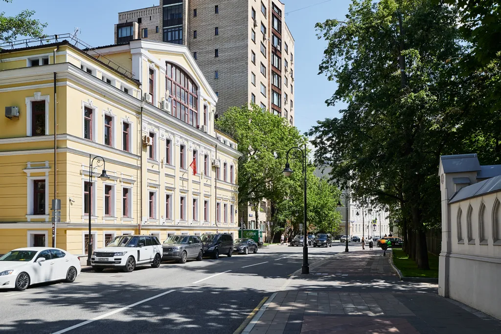 Квартира Квартира Модная трешка на патриарших с двумя санузлами — Москва