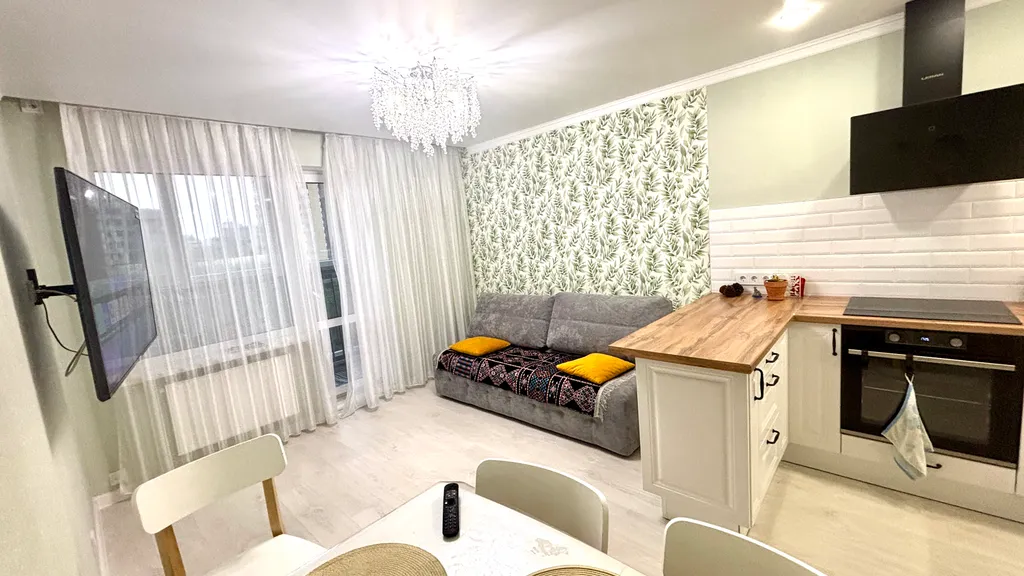 Просторная евро трёхкомнатная квартира в центре