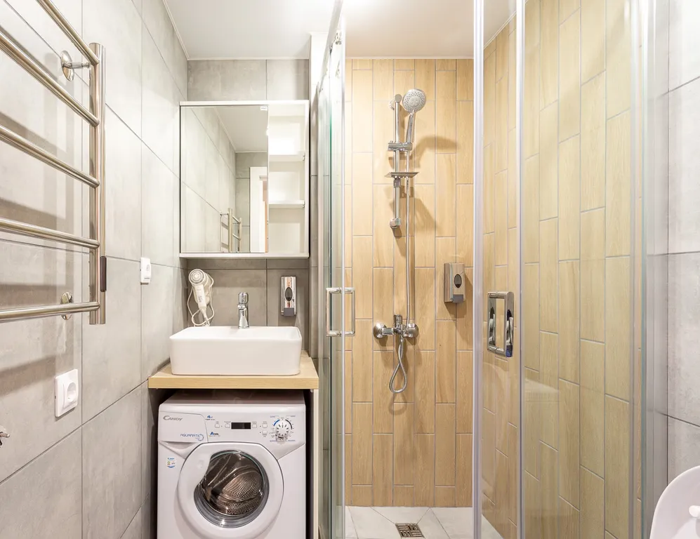 Современная студия Морент с ярким интерьером в жк фрукты