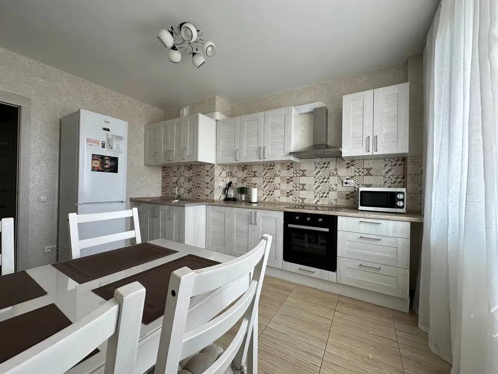 Квартира Светлые просторные однокомнатные апартаменты — Самара