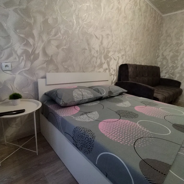 Квартира рядом с трассой. Тихий двор, Чистота, Уют, Комфорт!