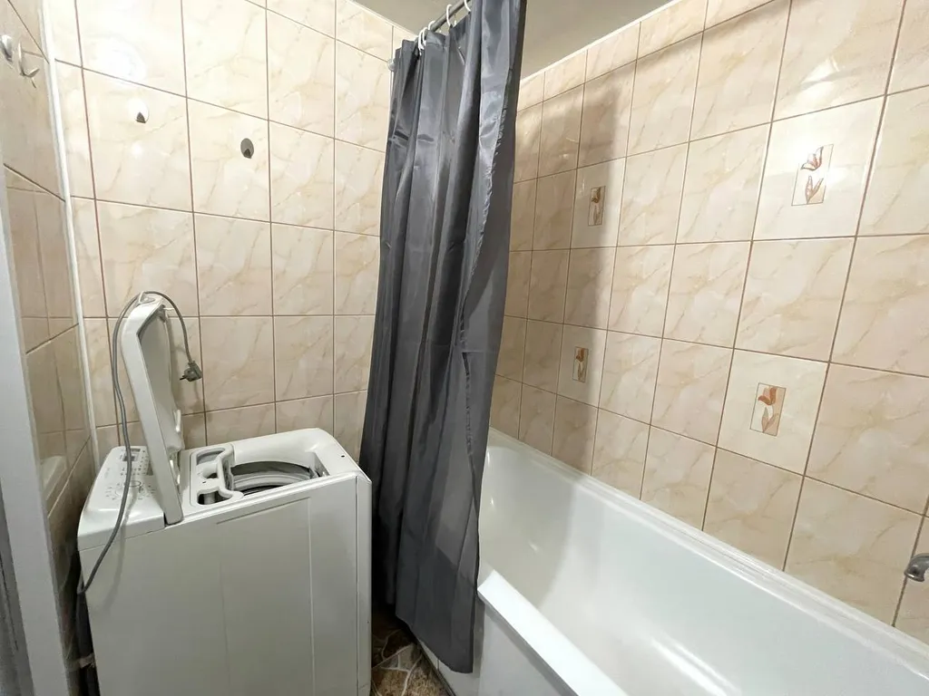 Светлая квартира рядом с рынком