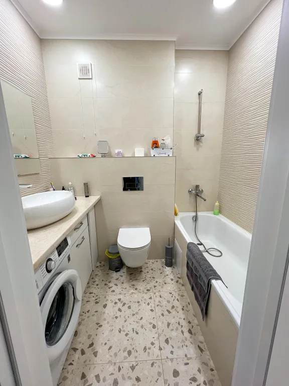 Хорошая светлая квартира с видом на море