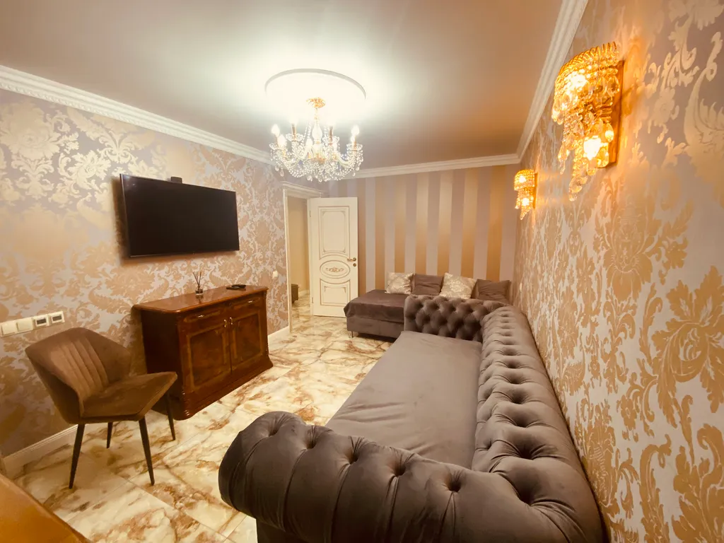 Трёхкомнатная квартира в самом центре Сочи рядом с морем