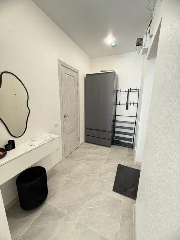 Просторная студия с двумя спальными местами