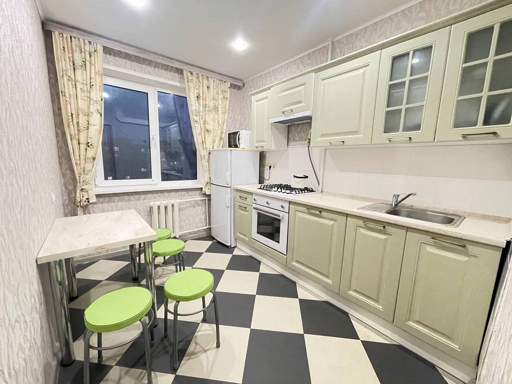 Двушка евроремонт рядом с кремлем