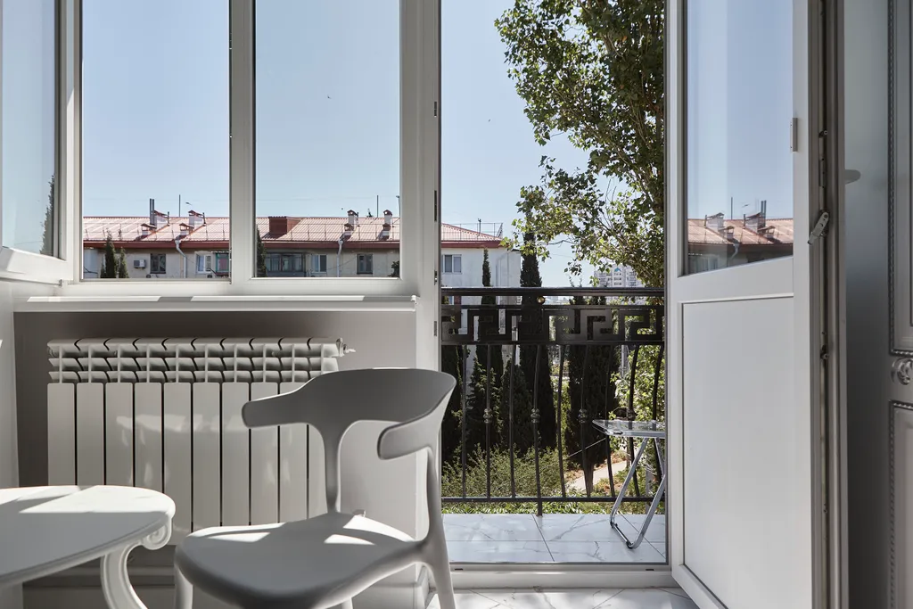 Видовая квартира с балконом у Херсонеса