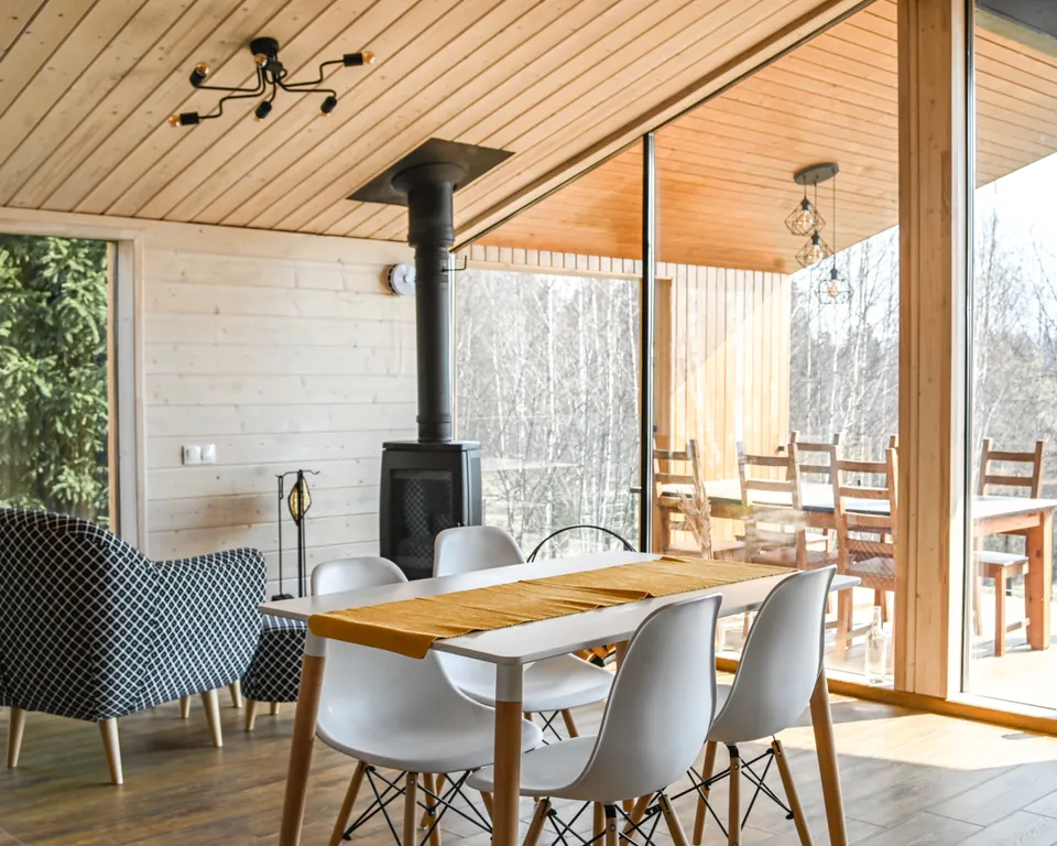 Коттедж с панорамными окнами Куско на Истринском водохранилище