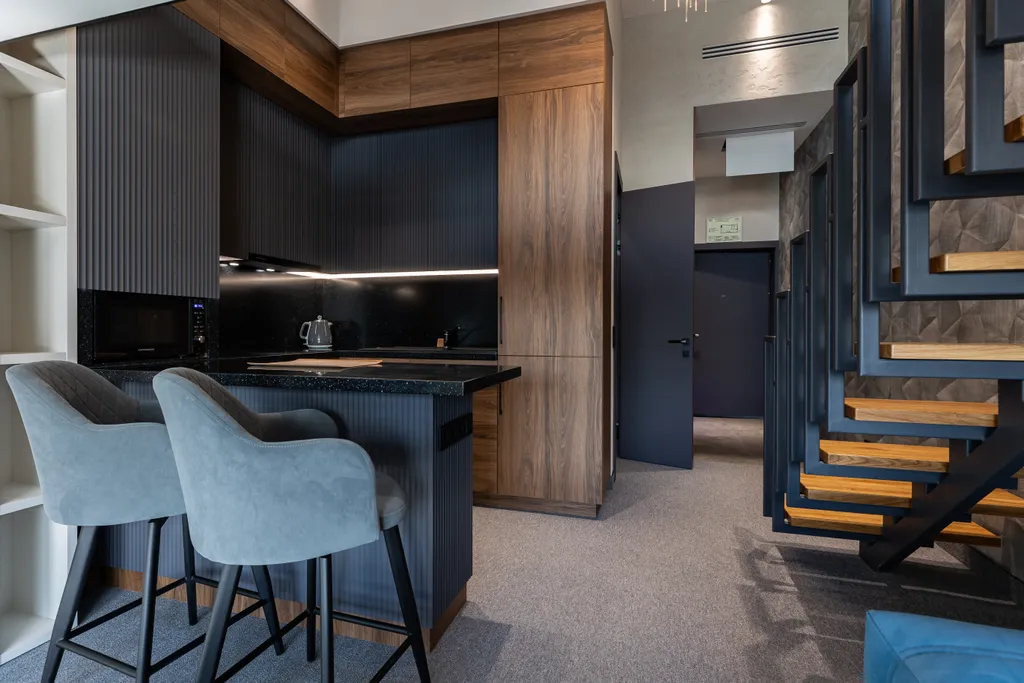 Видовой двухуровневый лофт с дизайнерским ремонтом для 2-4 гостей