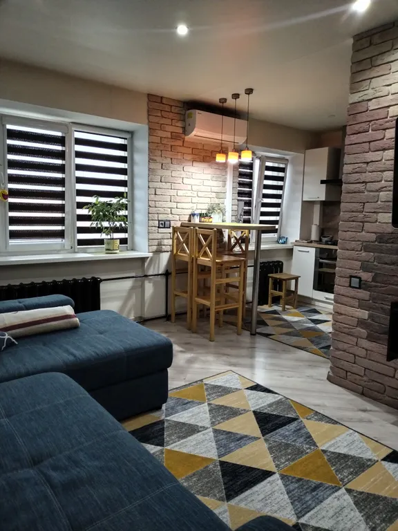 Квартира-студия с отдельной спальней, центр — аренда посуточно в Лида