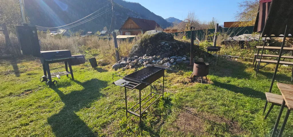 Домик с видом на горы 3