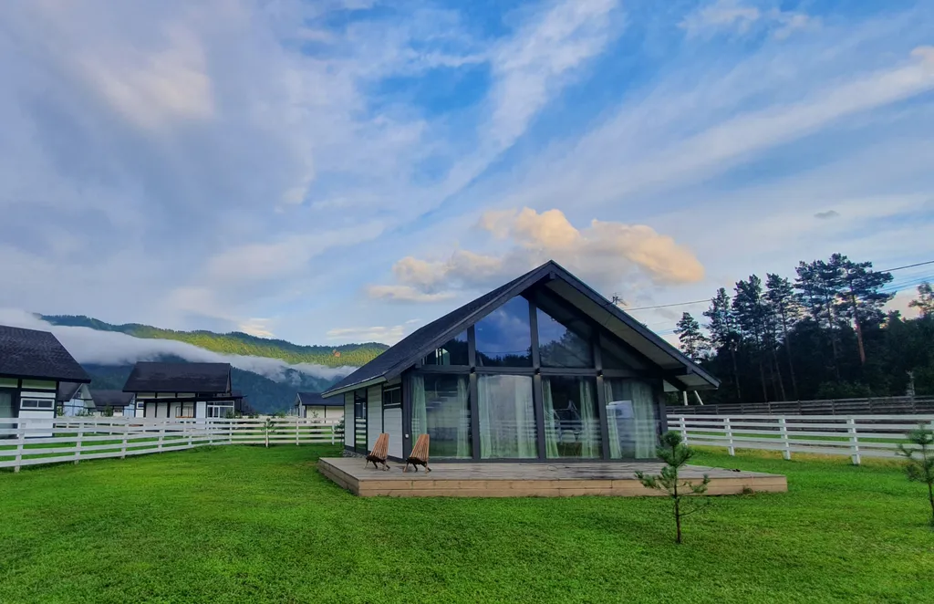 Коттедж на Алтае с великолепным видом на горы