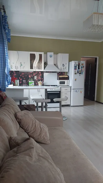 Квартира Уютная квартира с огромным диваном — Сухум