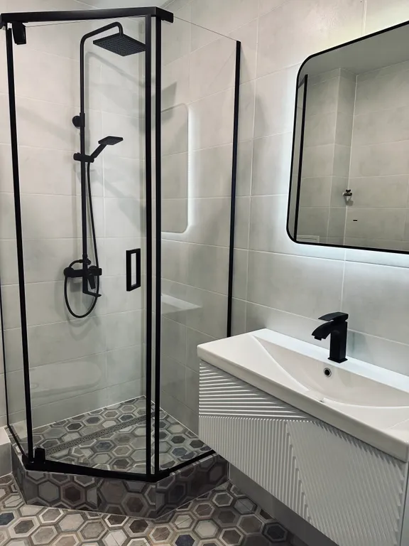 Новая квартира в центре с видом на Китай