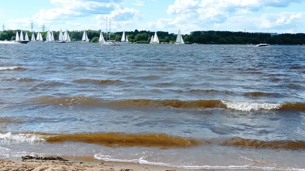 Купольный дом на пляже