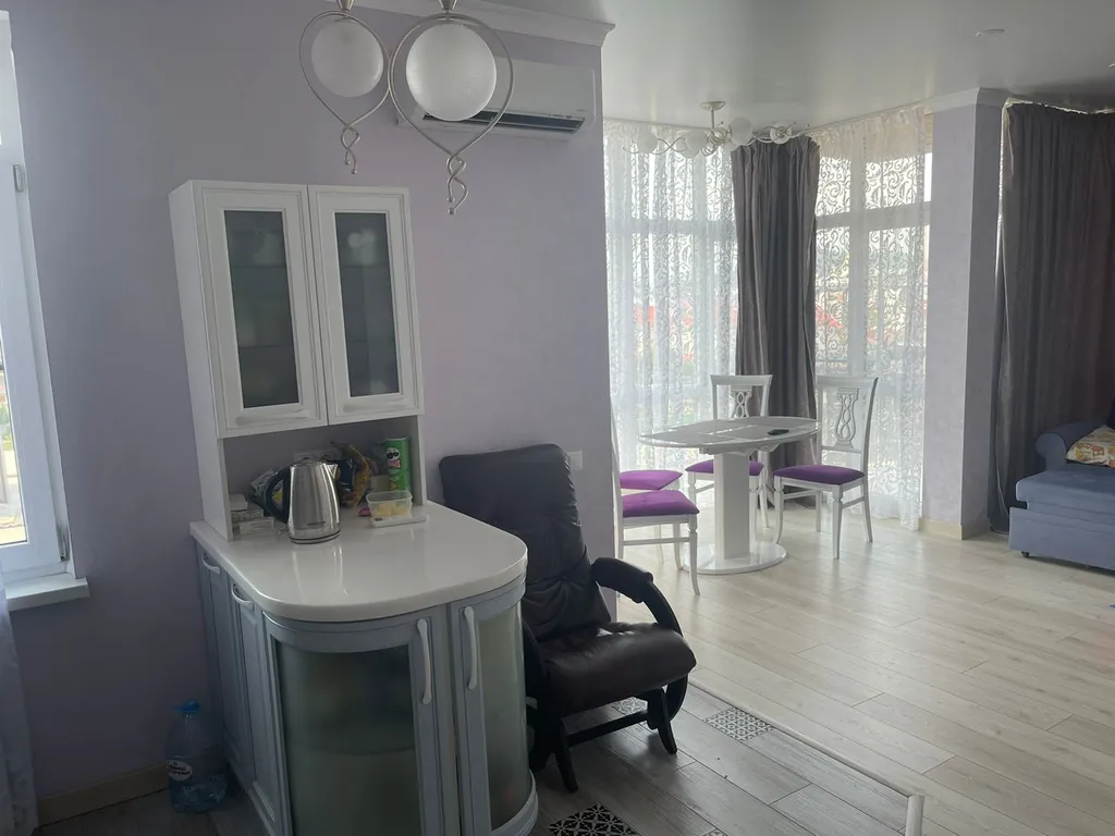 Просторная Видовая 3-х комнатная квартира у моря