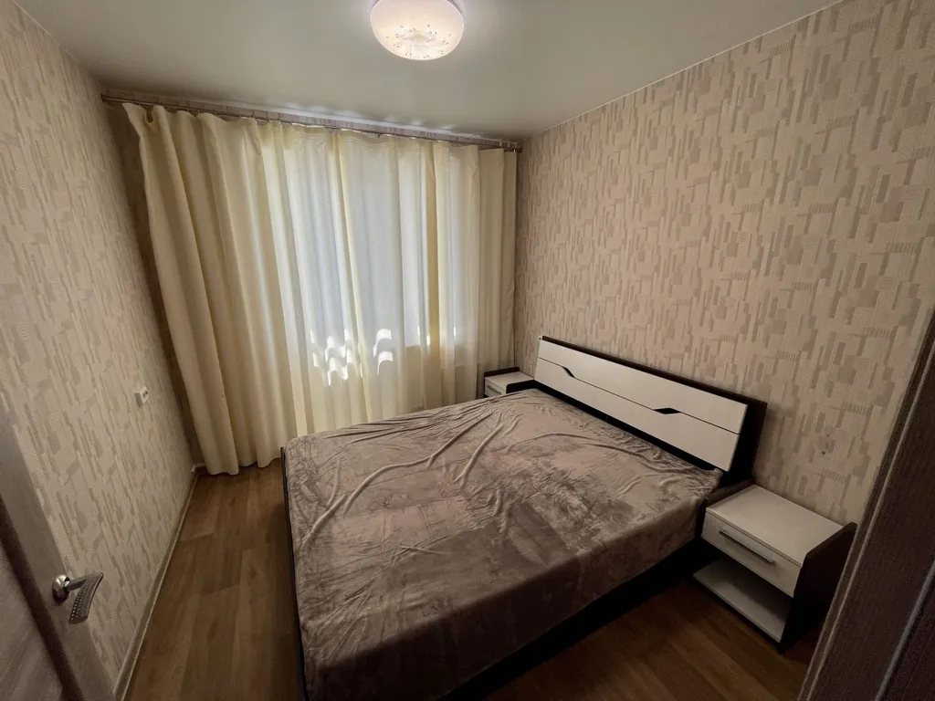 Квартира Двухкомнатная квартира рядом с ТЦ Июнь — Красноярск