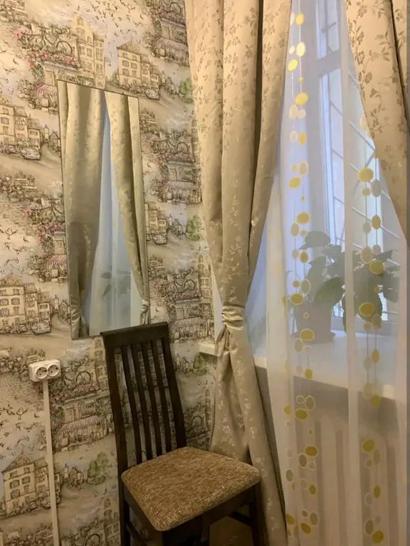Небольшая уютная двушка в самом центре