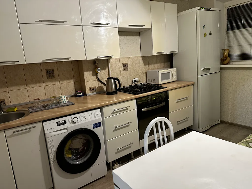 Уютная квартира около театра Нур