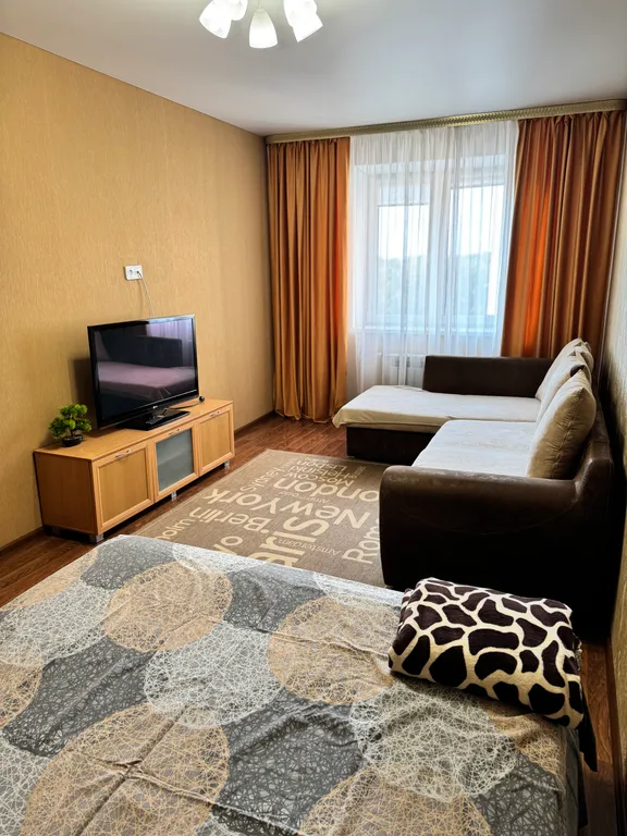 Омск Кировский у ТЦ Мега