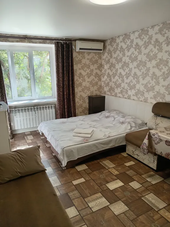 Квартира Комната в золотом квадрате Западного — аренда посуточно в Ростов-на-Дону