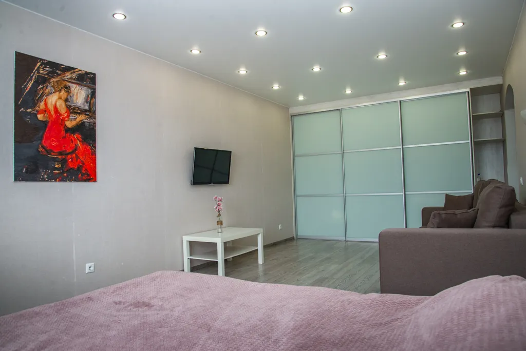 Сlass квартира Кристалл, Мать и Дитя