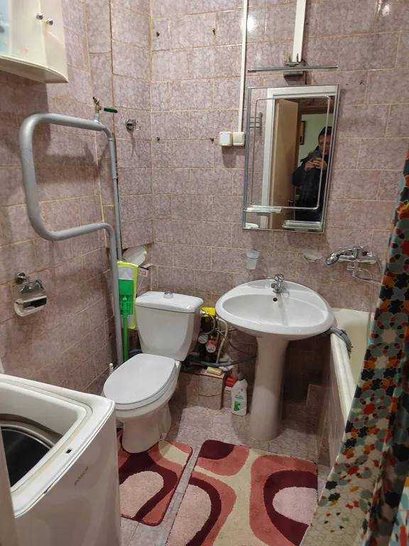 Уютная квартира в центре города, есть всё необходимое для проживания