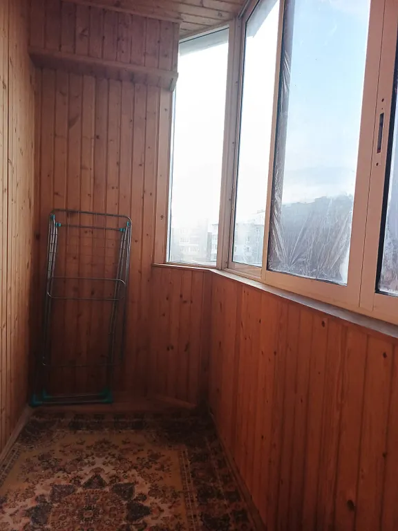 Огромная трёхкомнатная квартира в центре