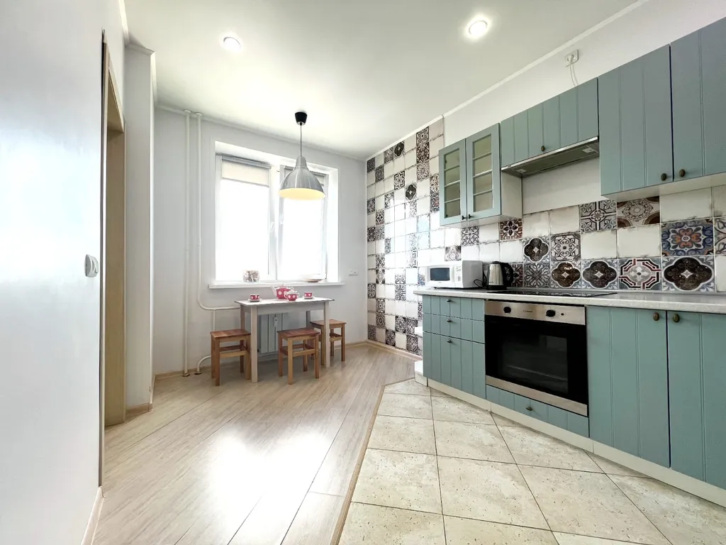 1-к квартира на Хрустальной в новом доме