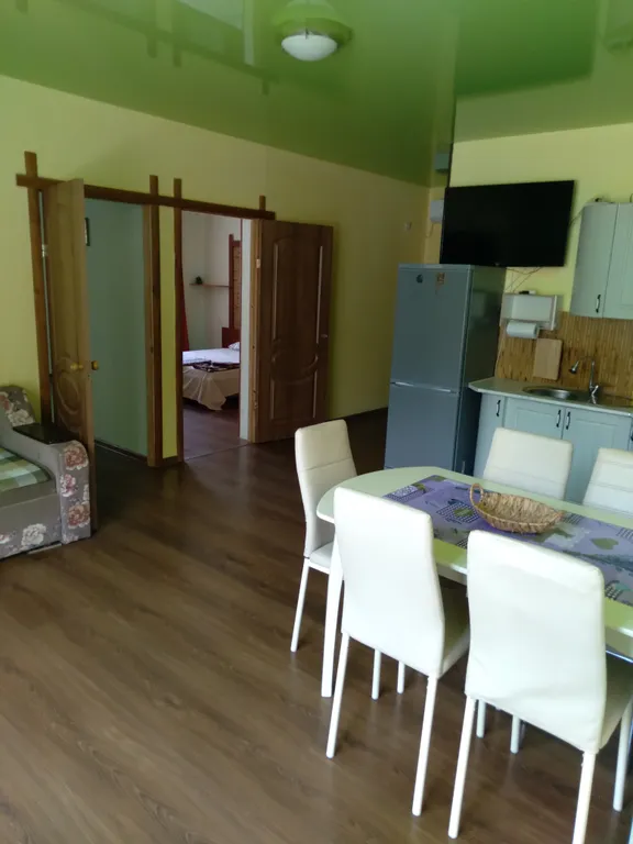 Дом трехкомнатный с кухней