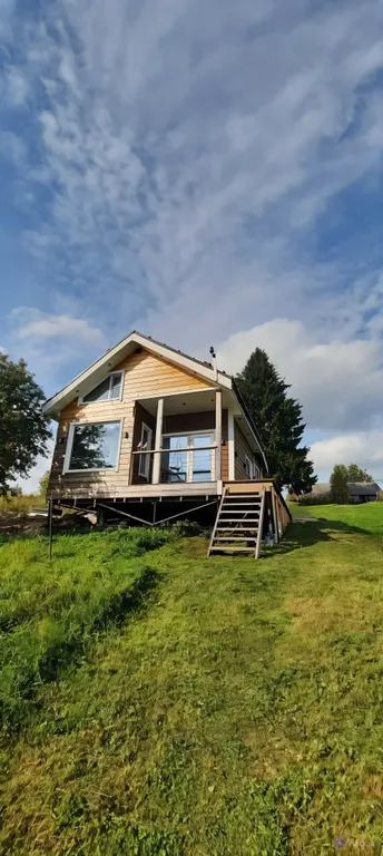 Коттедж Дом на берегу озера в Карелии — аренда посуточно в Олонец