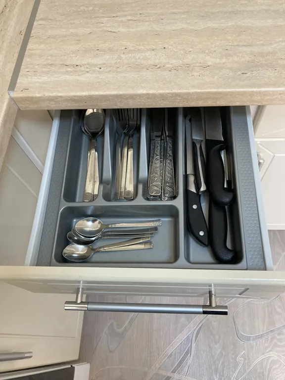 Квартира Светлые просторные апартаменты с уютной спальней — Сириус