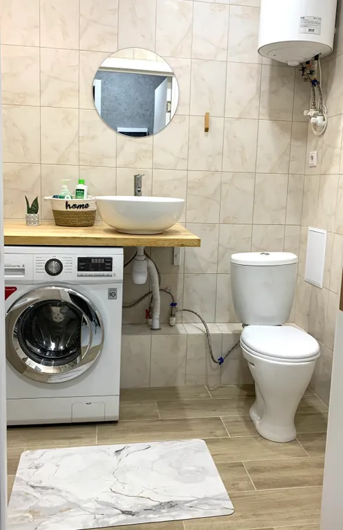 Современная квартира в новом жилом комплексе рядом с въездом в город