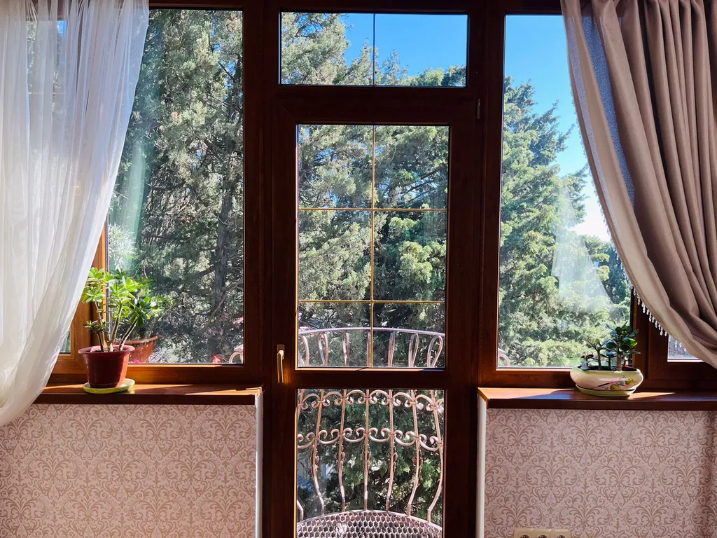 Студия с видом на море