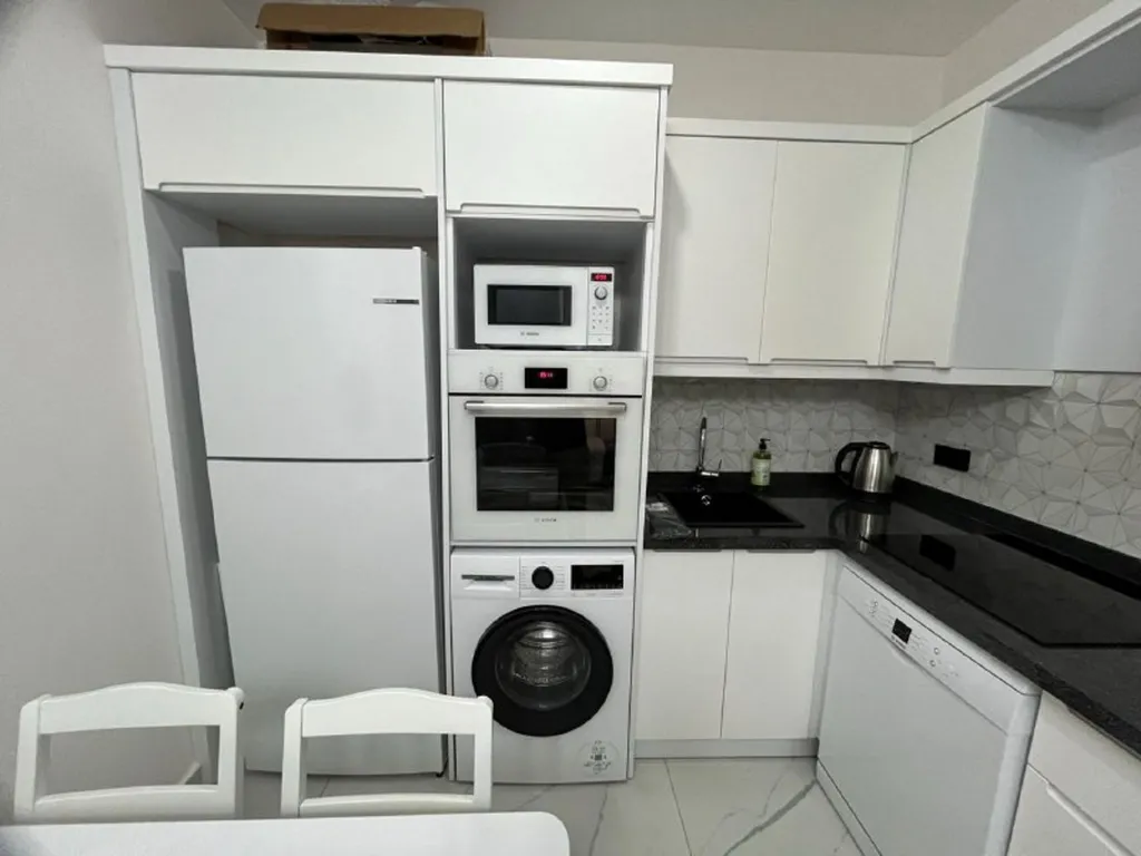 Новая квартира у моря в спокойном районе