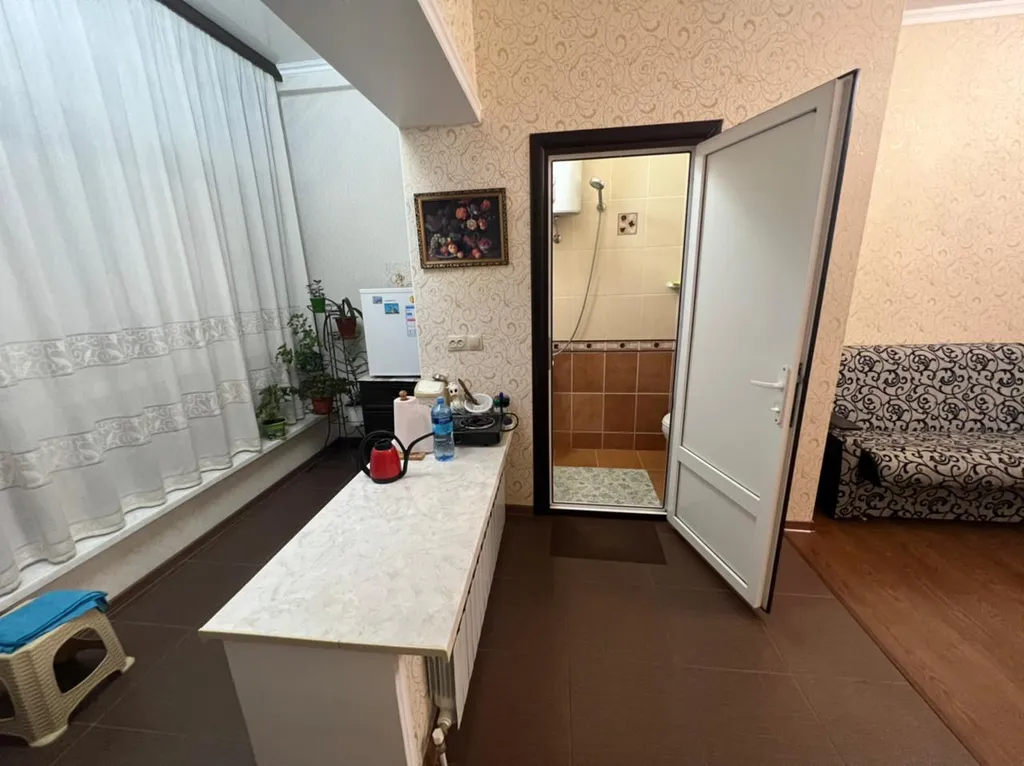 Коттедж Дом с отдельным входом в частном секторе города с мангалом — Махачкала