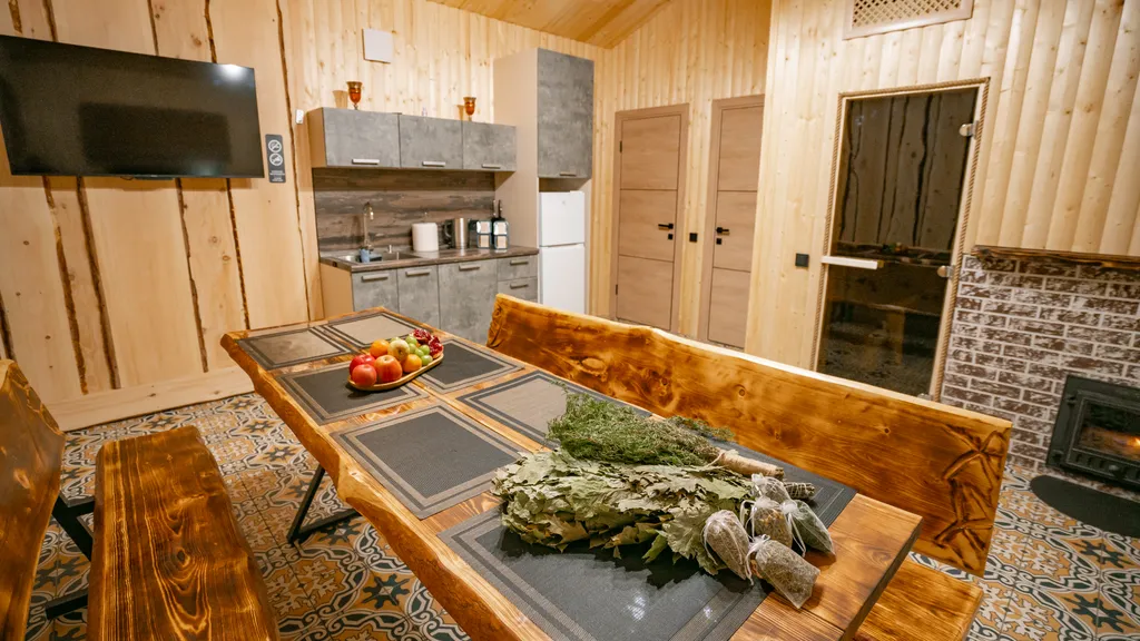 Дом с кедровой баней и термо-бассейном