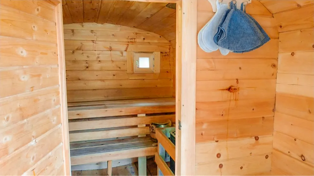 Гостевой дом Лотос в пригороде Краснодара